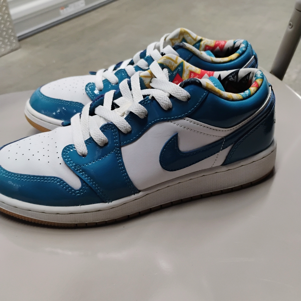 Jordan Kids Sneakers - Blue and White